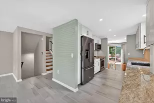 6059 Clerkenwell Ct, Burke, VA 22015 - Photo 20