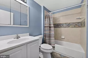 6059 Clerkenwell Ct, Burke, VA 22015 - Photo 30