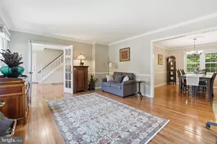 5947 Burnside Landing Dr, Burke, VA 22015 - Photo 6