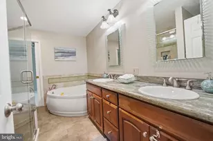 5947 Burnside Landing Dr, Burke, VA 22015 - Photo 24