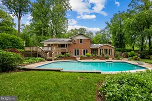 4908 Bradford Dr, Annandale, VA 22003 - Photo 66
