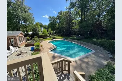4908 Bradford Drive, Annandale, VA 22003 - Photo 12