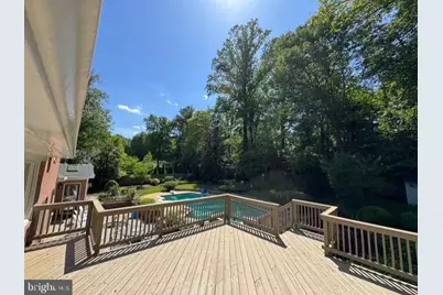 4908 Bradford Drive, Annandale, VA 22003 - Photo 10