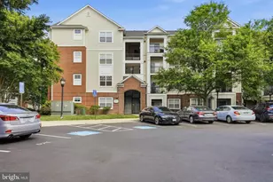 12929 Centre Park Cir, Herndon, VA 20171 - Photo 2