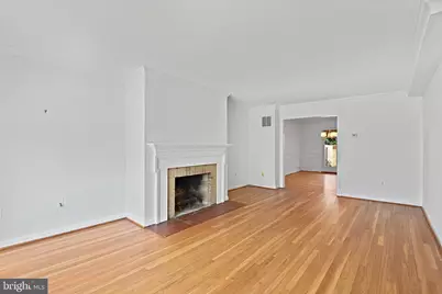 7380 Montcalm Drive, McLean, VA 22102 - Photo 8