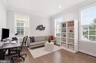 4432 Manor Oak Ln, Fairfax, VA 22030 - Photo 16