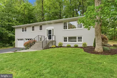 9312 Hamilton Drive, Fairfax, VA 22031 - Photo 2