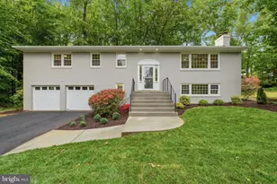 9312 Hamilton Dr, Fairfax, VA 22031 - Photo 1