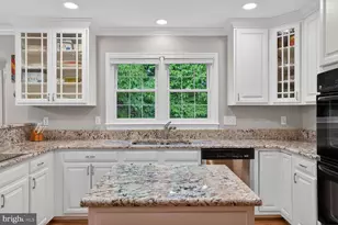 8844 Silverline Dr, Fairfax Station, VA 22039 - Photo 14