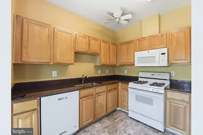 4135 Fountainside Lane #101, Fairfax, VA 22030 - Photo 8