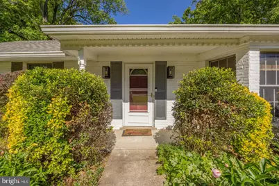 4721 Pickett Road, Fairfax, VA 22032 - Photo 2