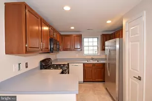 6008 Good Lion Ct, Alexandria, VA 22315 - Photo 14