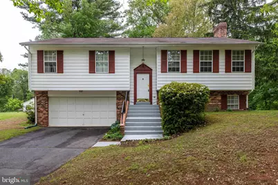 10535 Brevity Drive, Great Falls, VA 22066 - Photo 32
