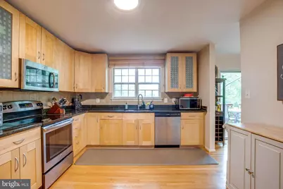 10535 Brevity Drive, Great Falls, VA 22066 - Photo 12