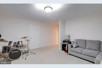 10535 Brevity Drive, Great Falls, VA 22066 - Photo 28