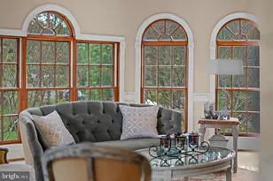 5452 Chandley Farm Cir, Centreville, VA 20120 - Photo 8