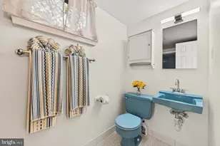 504 Fillmore St, Herndon, VA 20170 - Photo 22