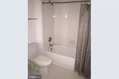 2204 Westcourt Lane #309, Herndon, VA 20170 - Photo 2