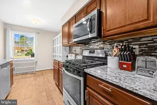14809 Hatfield Square, Centreville, VA 20120 - Photo 12
