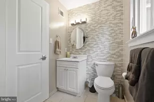 6906 Deer Run Dr, Alexandria, VA 22306 - Photo 26