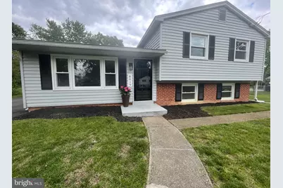 8019 Beckner Court, Alexandria, VA 22309 - Photo 4