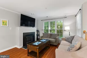 4315 Hackney Coach Ln, Fairfax, VA 22030 - Photo 6