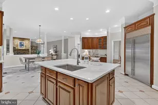 1084 Mill Field Ct, Great Falls, VA 22066 - Photo 16