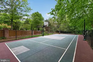 1084 Mill Field Ct, Great Falls, VA 22066 - Photo 48