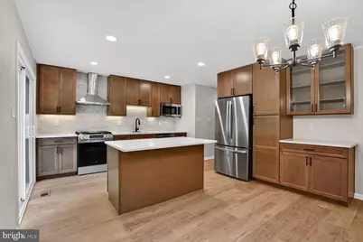 7837 Wintercress Lane, Springfield, VA 22152 - Photo 10