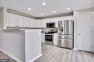 1931 Crescent Park Dr, Reston, VA 20190 - Photo 6