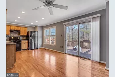 7725 Hickory Glen Way, Springfield, VA 22153 - Photo 4