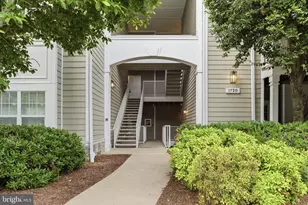 1720 Lake Shore Crest Dr, Reston, VA 20190 - Photo 4