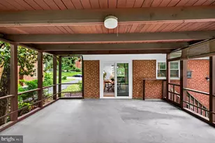 6538 Oakwood Dr, Falls Church, VA 22041 - Photo 44