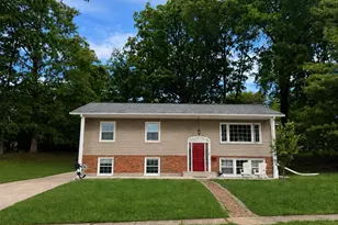 6208 Redwood Ln, Alexandria, VA 22310 - Photo 2