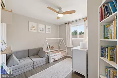 9635 Lindenbrook Street, Fairfax, VA 22031 - Photo 18