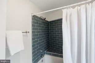 1686 Oaktree Ct, Reston, VA 20194 - Photo 14