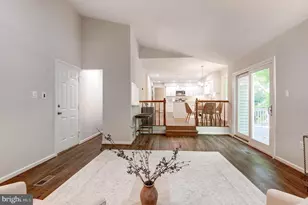 2692 Glencroft Rd, Vienna, VA 22181 - Photo 14