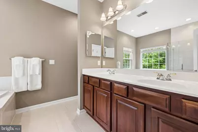 12654 Heron Ridge Drive, Fairfax, VA 22030 - Photo 24