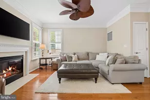 12654 Heron Ridge Dr, Fairfax, VA 22030 - Photo 6