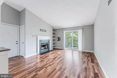1532 Lincoln Way #301B, McLean, VA 22102 - Photo 2