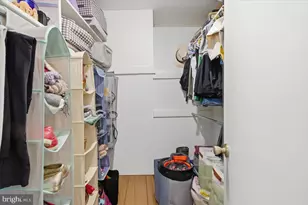 1800 Old Meadow Rd, McLean, VA 22102 - Photo 28