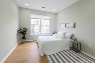 11345 Aristotle Dr, Fairfax, VA 22030 - Photo 10