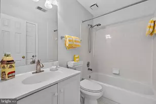 3009 Barden Oaks Ct, Oakton, VA 22124 - Photo 26