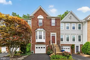 3009 Barden Oaks Ct, Oakton, VA 22124 - Photo 1