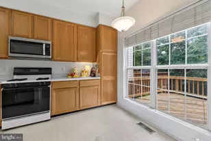 3009 Barden Oaks Ct, Oakton, VA 22124 - Photo 12