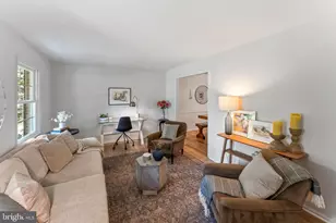 4863 Cove Rd, Fairfax, VA 22032 - Photo 12