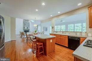1355 Tunwell Stable Ct, Reston, VA 20194 - Photo 8