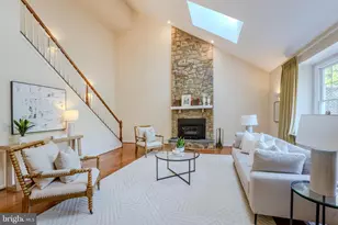 1355 Tunwell Stable Ct, Reston, VA 20194 - Photo 4