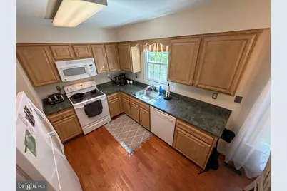10313 Latney Road, Fairfax, VA 22032 - Photo 14