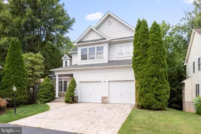 2202 Sarah Woods Court, Vienna, VA 22182 - Photo 2